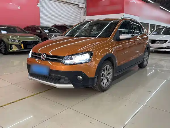 Volkswagen Polo 2015