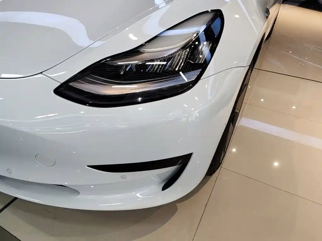 Tesla Model 3 2020 — фото 24