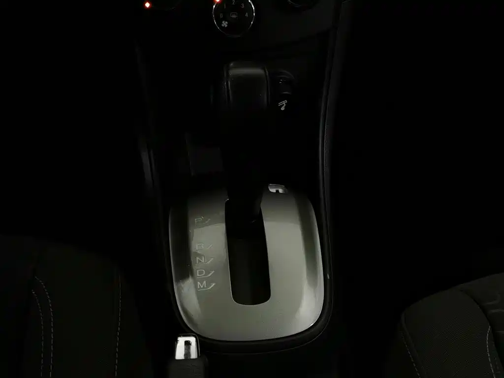 Chevrolet Trax 2014 — фото 13