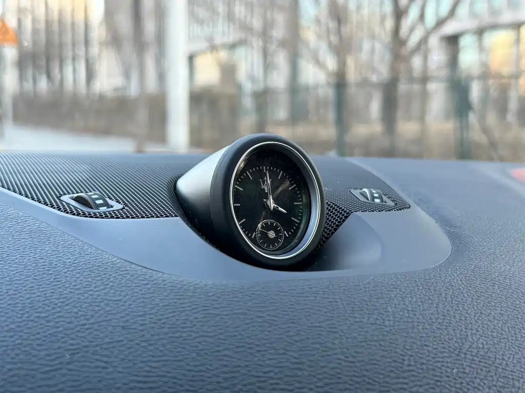 Maserati Levante 2022 — фото 10