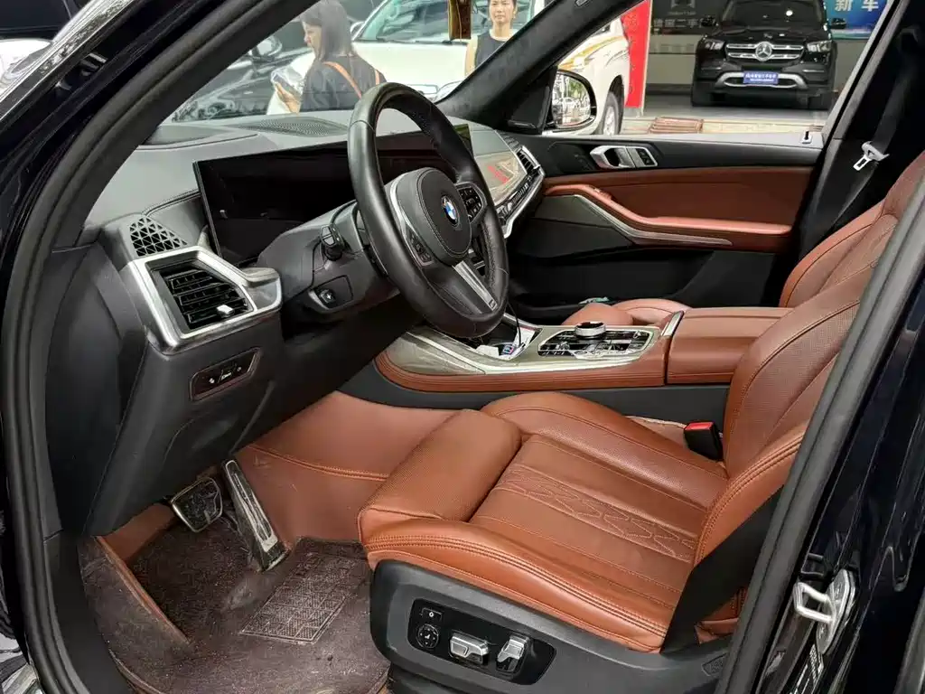 BMW X7 2024 — фото 11