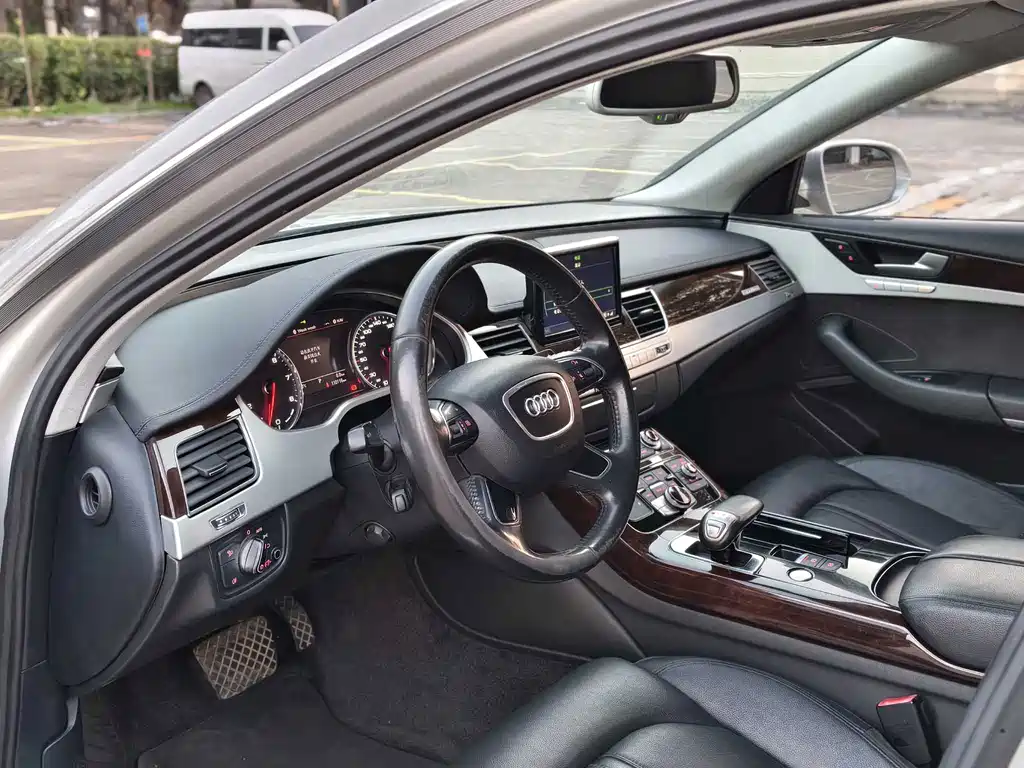 Audi A8 2015