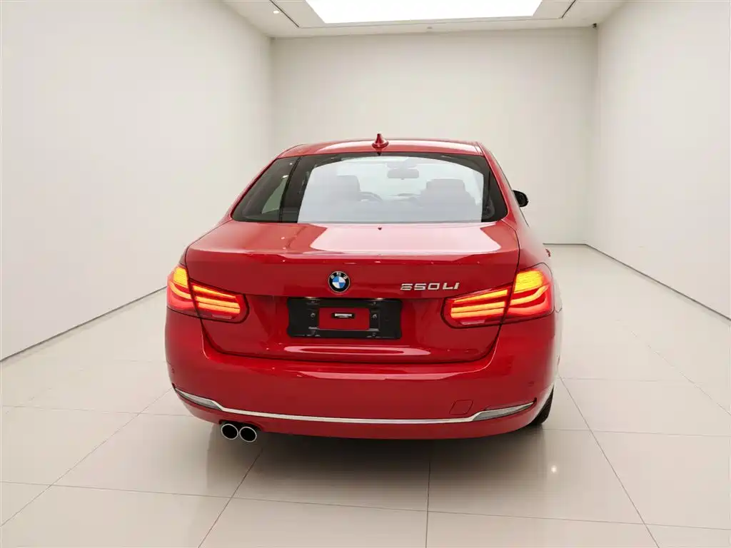 BMW 3 Series 2017 — фото 6