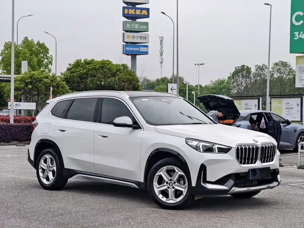 BMW X1 2023 — фото 3