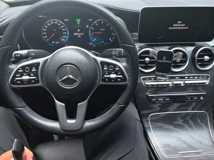 Mercedes-Benz C-Class 2019 — фото 12