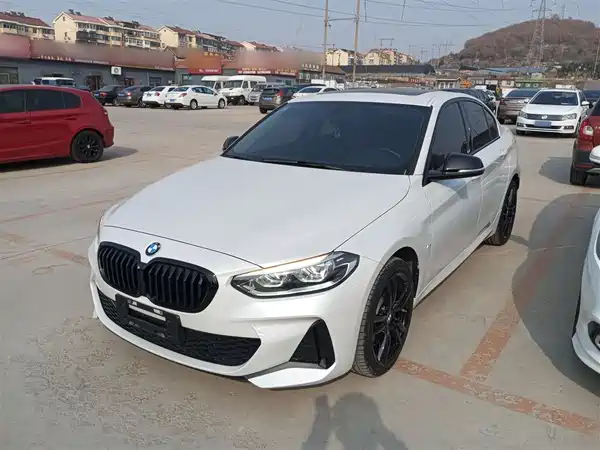 BMW 1 Series 2023