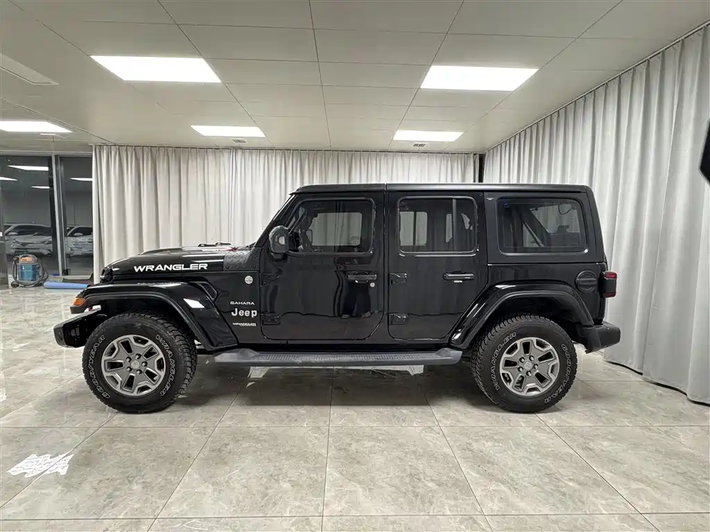 Jeep Wrangler 2019 — фото 6
