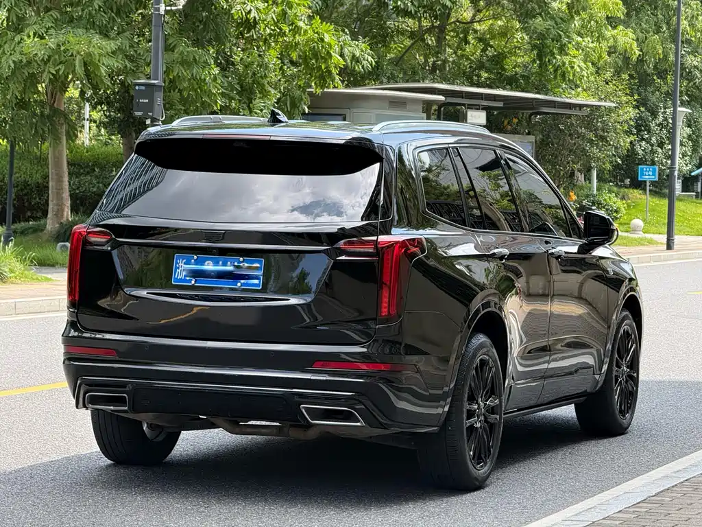 Cadillac XT6 2023 — фото 14