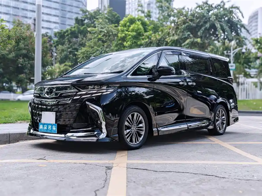 Toyota Alphard 2025