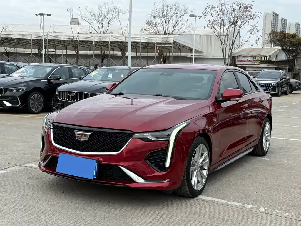 Cadillac CT4 2021