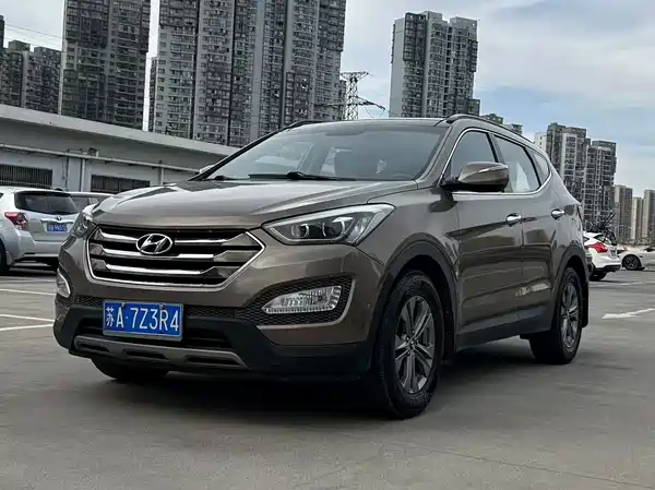 Hyundai Santa Fe 2013