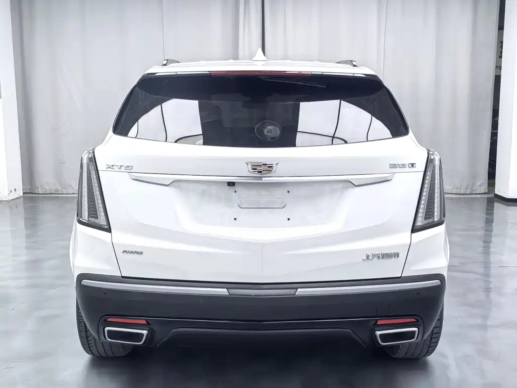 Cadillac XT5 2022 — фото 11