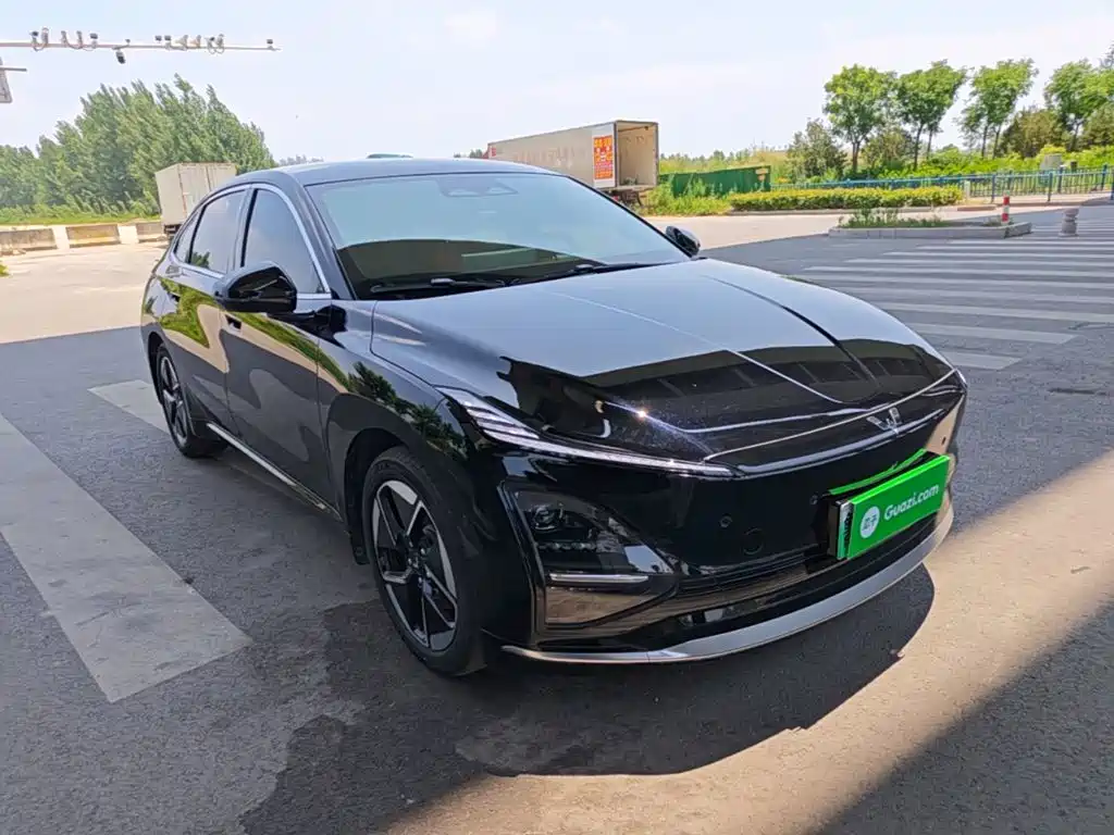 Wuling Starlight 2025