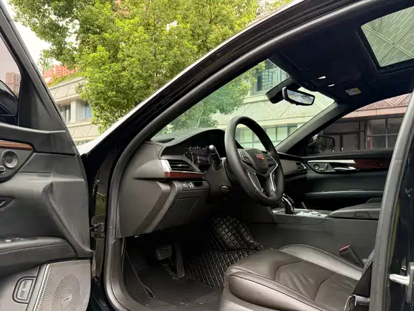Cadillac CT6 2020