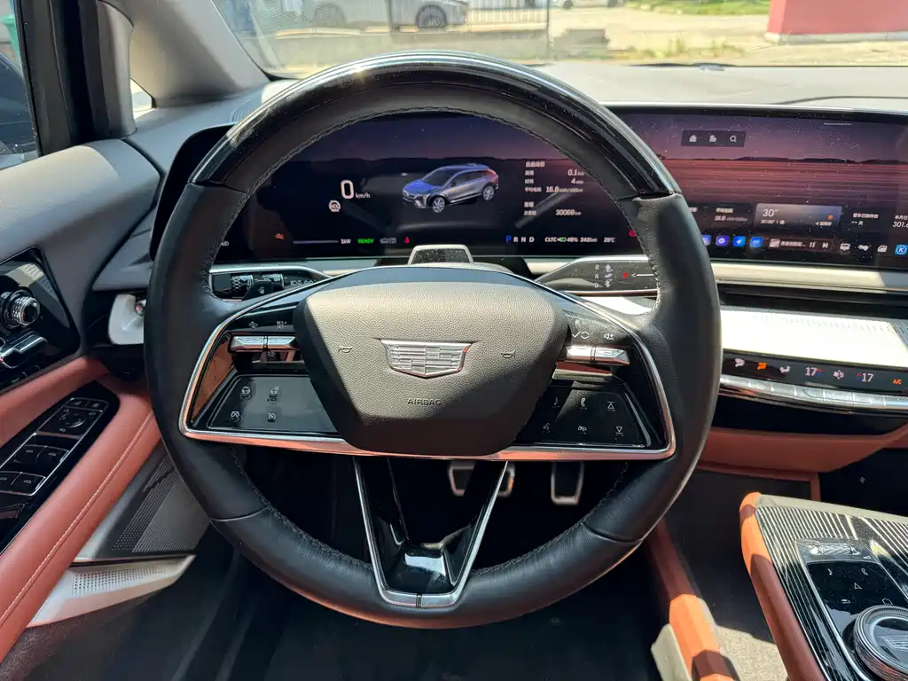 Cadillac IQ 2024