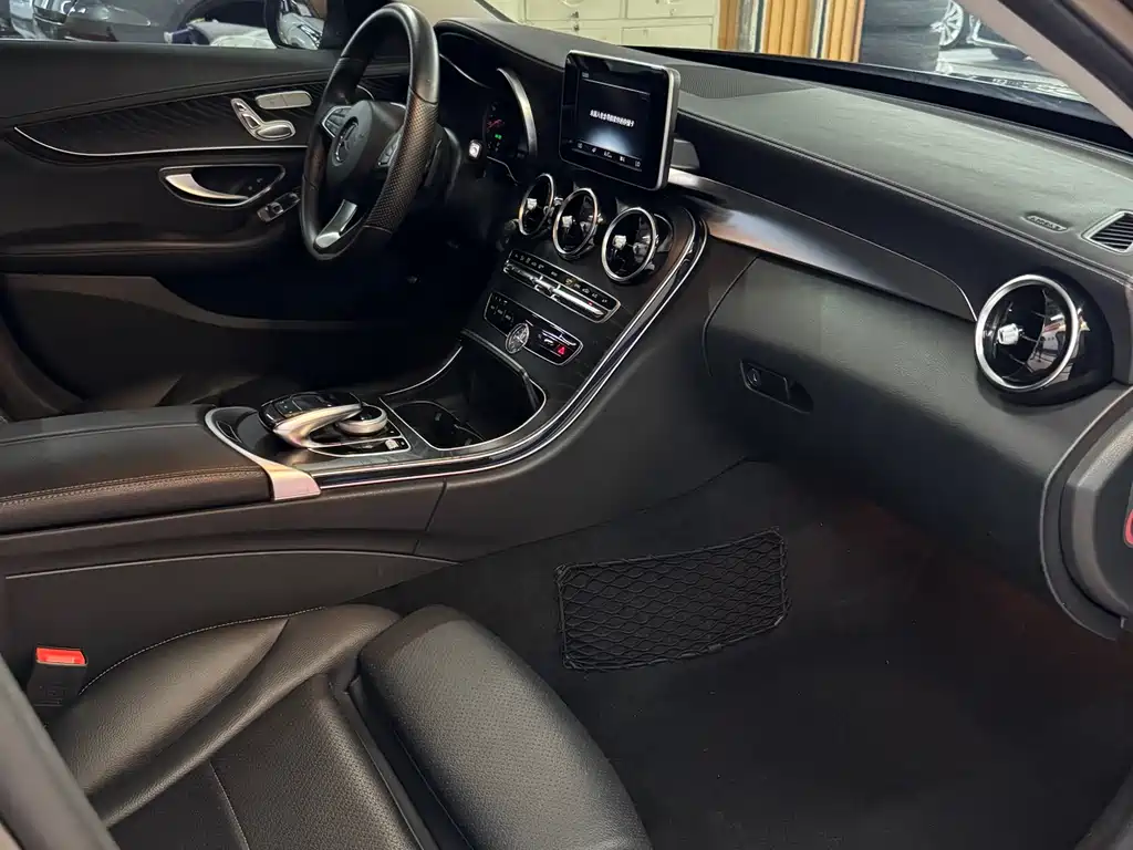 Mercedes-Benz C-Class 2016