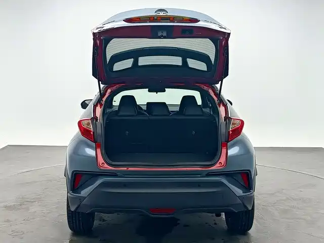Toyota C-HR 2021 — фото 7