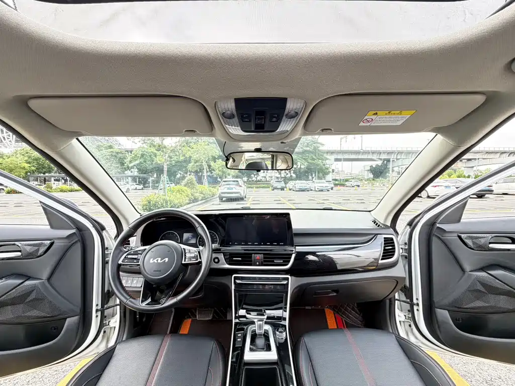 Kia KX3 Proud Running 2022 — фото 15