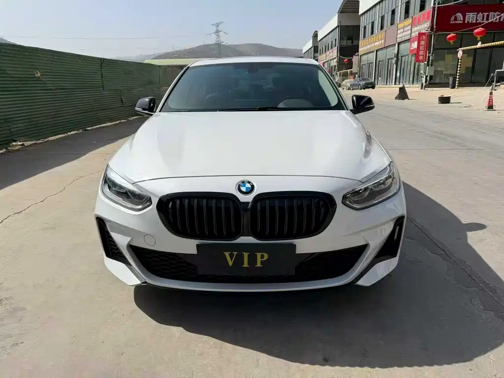 BMW 1 Series 2023