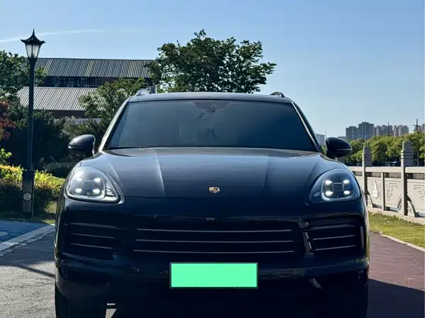 Porsche Cayenne New Energy 2020