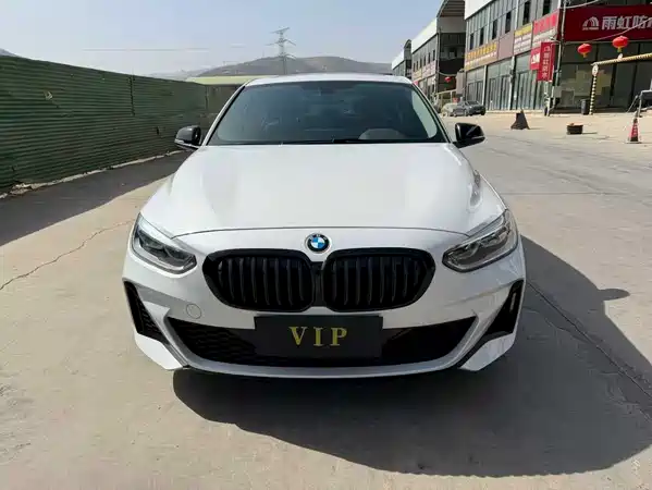 BMW 1 Series 2023