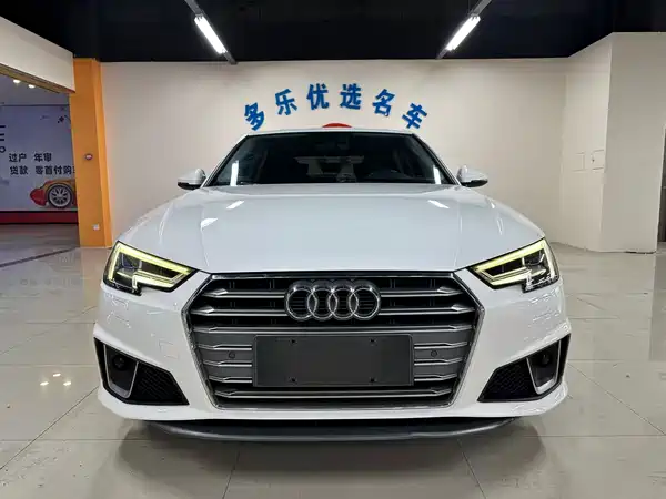 Audi A4L 2019