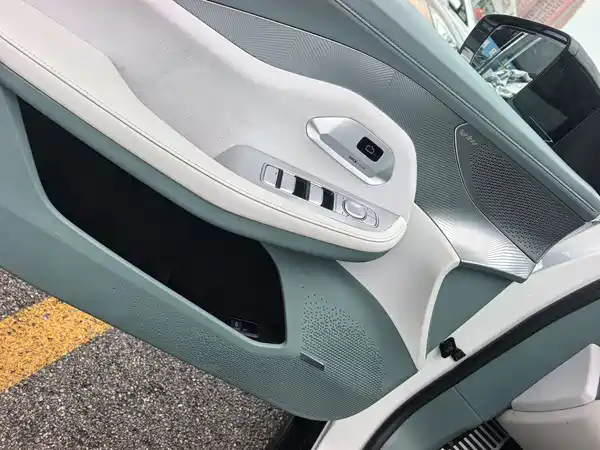 Arcfox Alpha S 2024