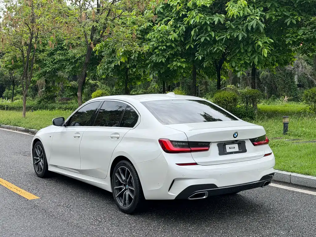 BMW 3 Series 2020