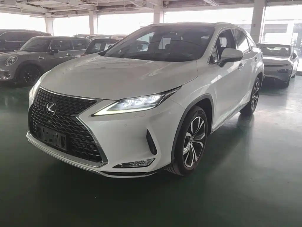 Lexus RX 2019