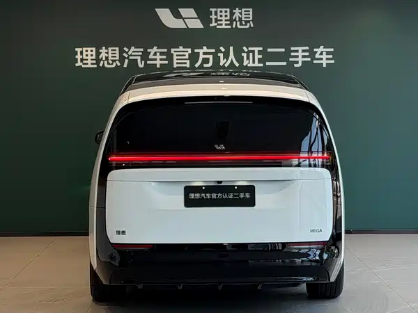 Li Auto MEGA 2025