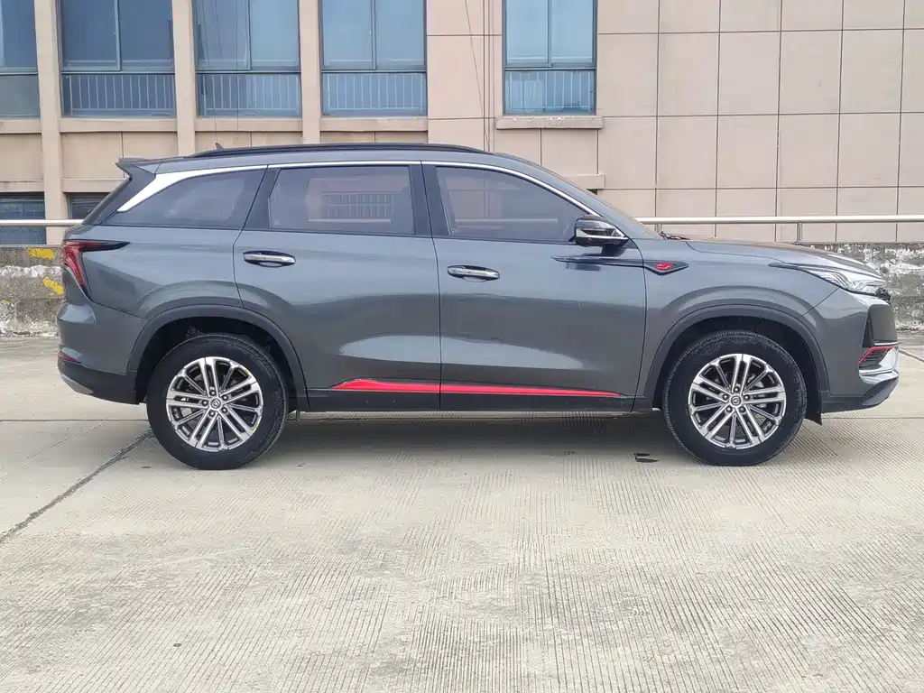 Changan CS75 PLUS 2022 — фото 3