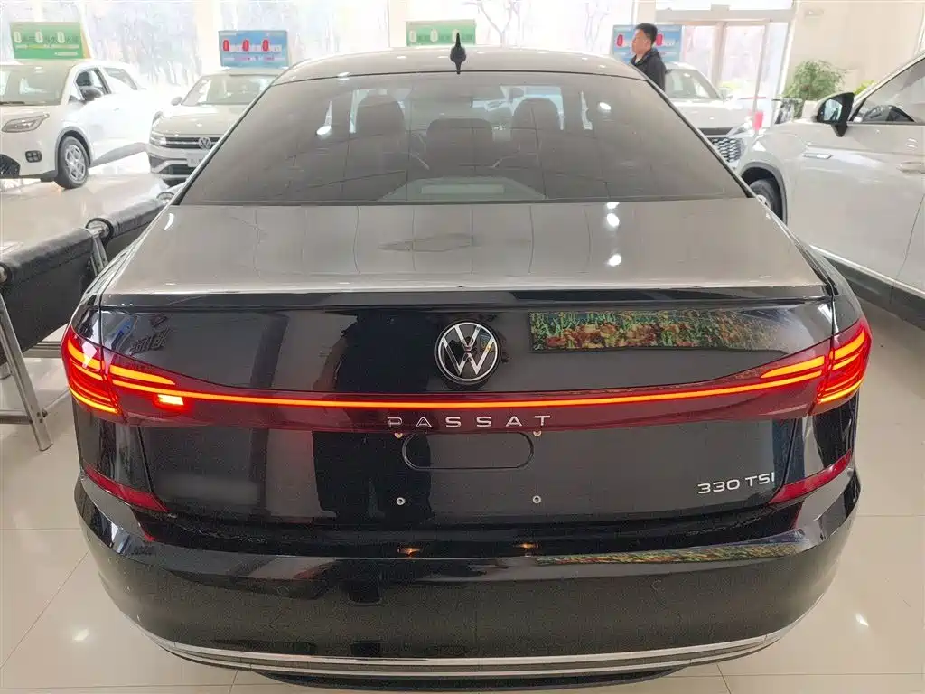 Volkswagen Passat 2021 — фото 4