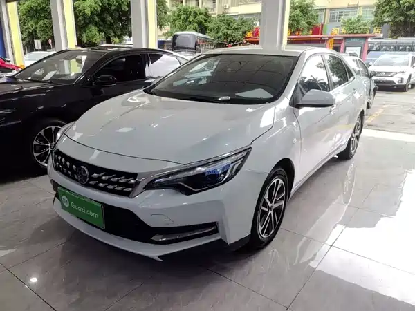 Venucia D60 2019