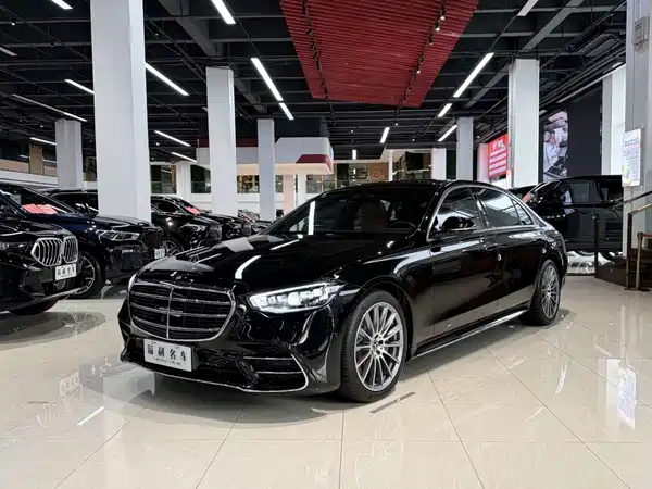 Mercedes-Benz S-Class 2024