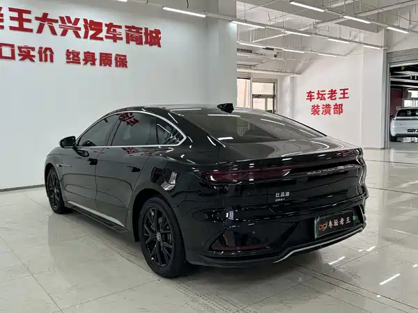 BYD Han 2025
