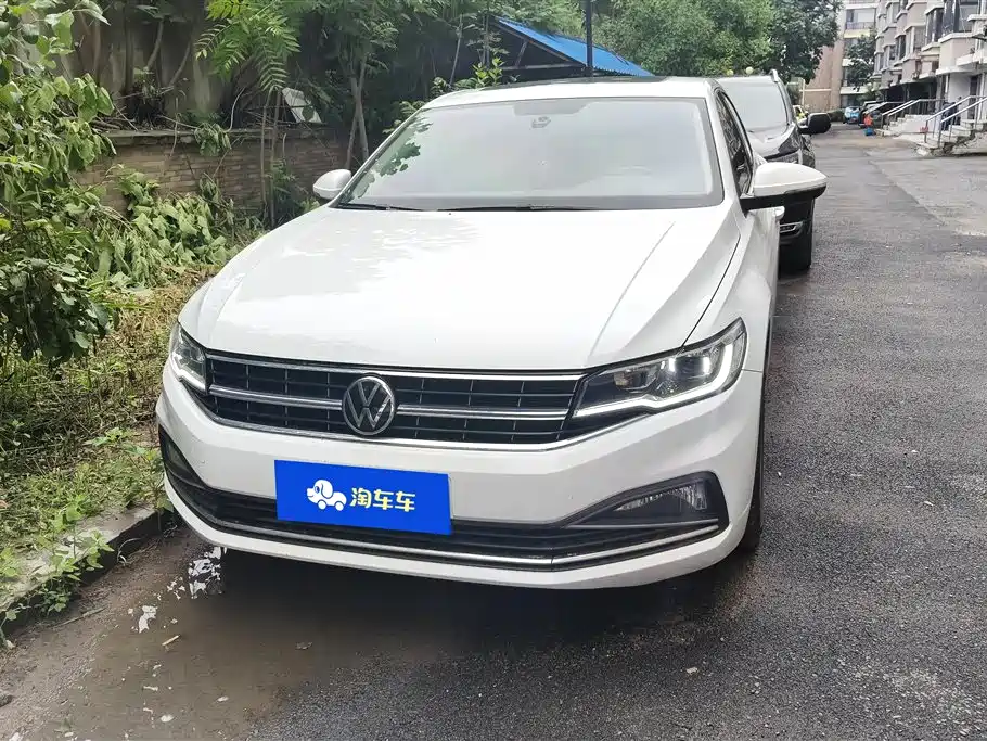 Volkswagen Bora 2021
