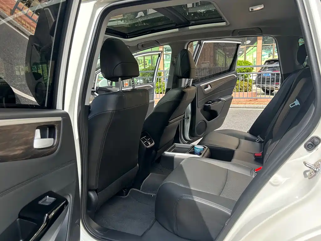 Honda Jade 2017 — фото 16