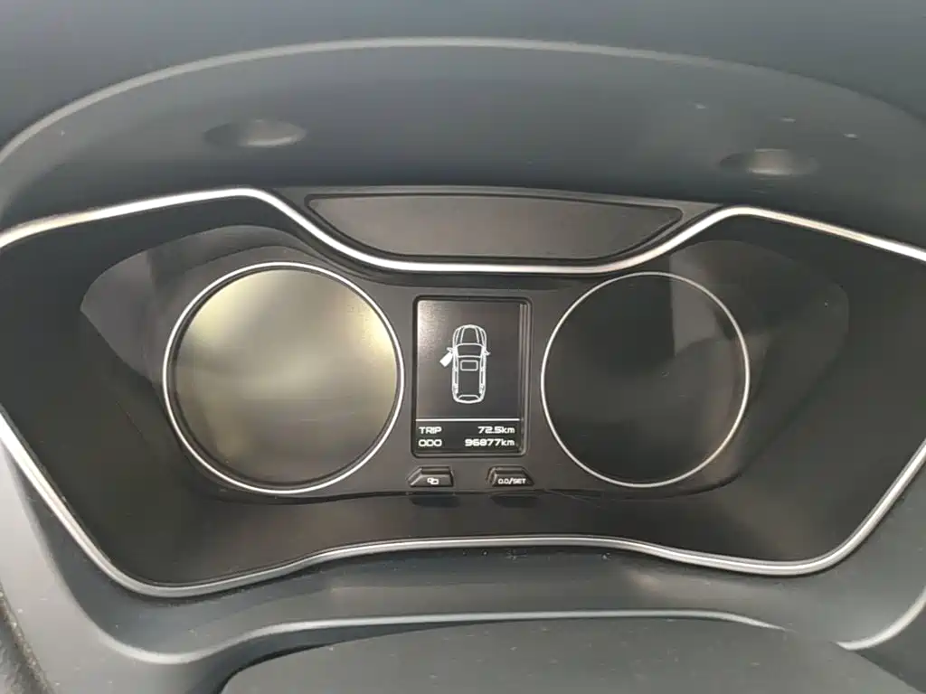 Geely Vision X6 2017 — фото 12