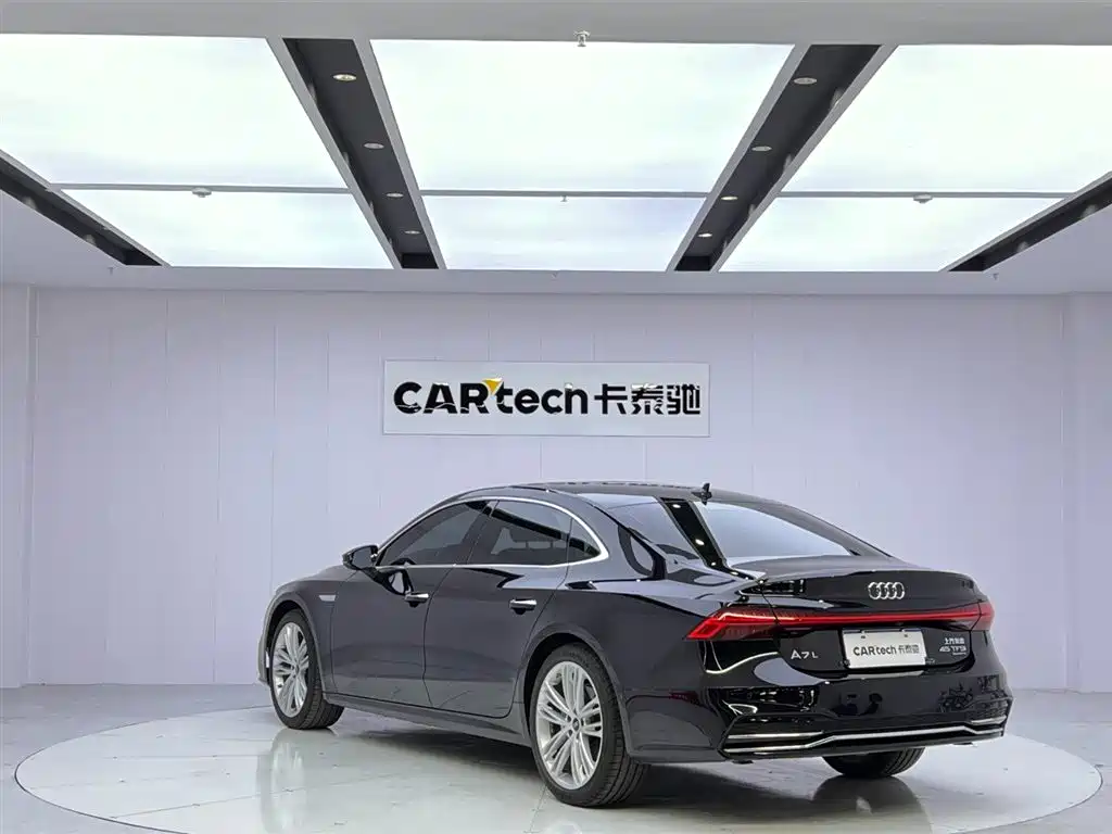 Audi A7L 2024 — фото 5