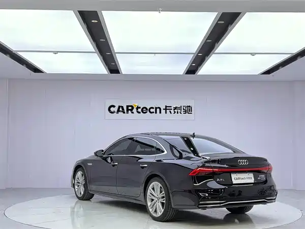 Audi A7L 2024