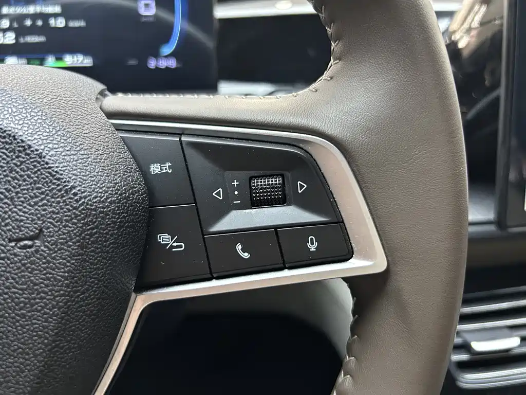 BYD Qin PLUS 2025 — фото 22