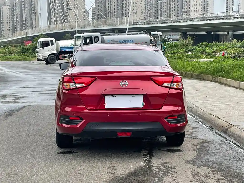 Nissan Bluebird 2019