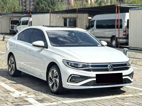 Volkswagen Bora 2023