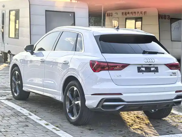 Audi Q3 2022