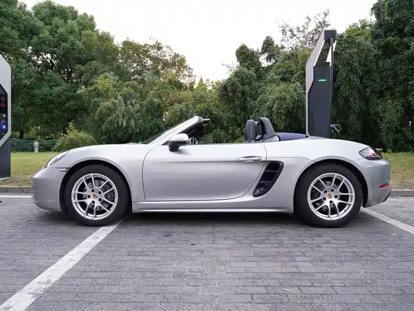 Porsche 718 2023