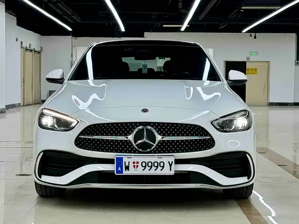 Mercedes-Benz C-Class 2022