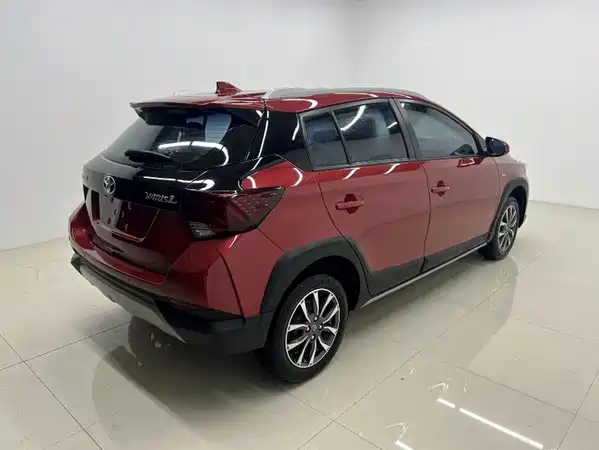 Toyota Yaris L 2022