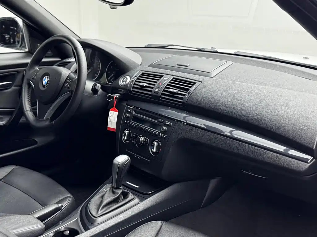 BMW 1 Series 2012 — фото 13