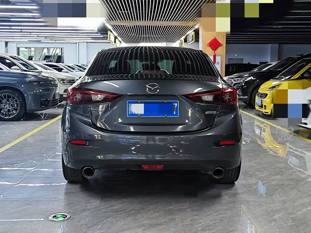 Mazda 3 Axela 2018 — фото 5
