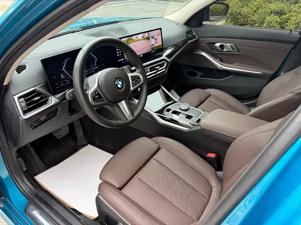 BMW 3 Series 2023